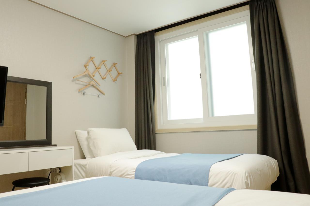 Ora Hotel 2*