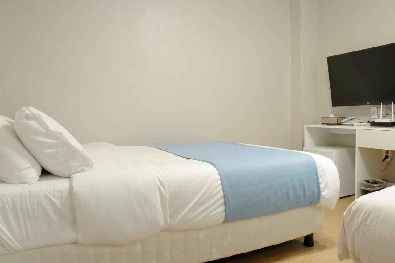 Ora Hotel 2*
